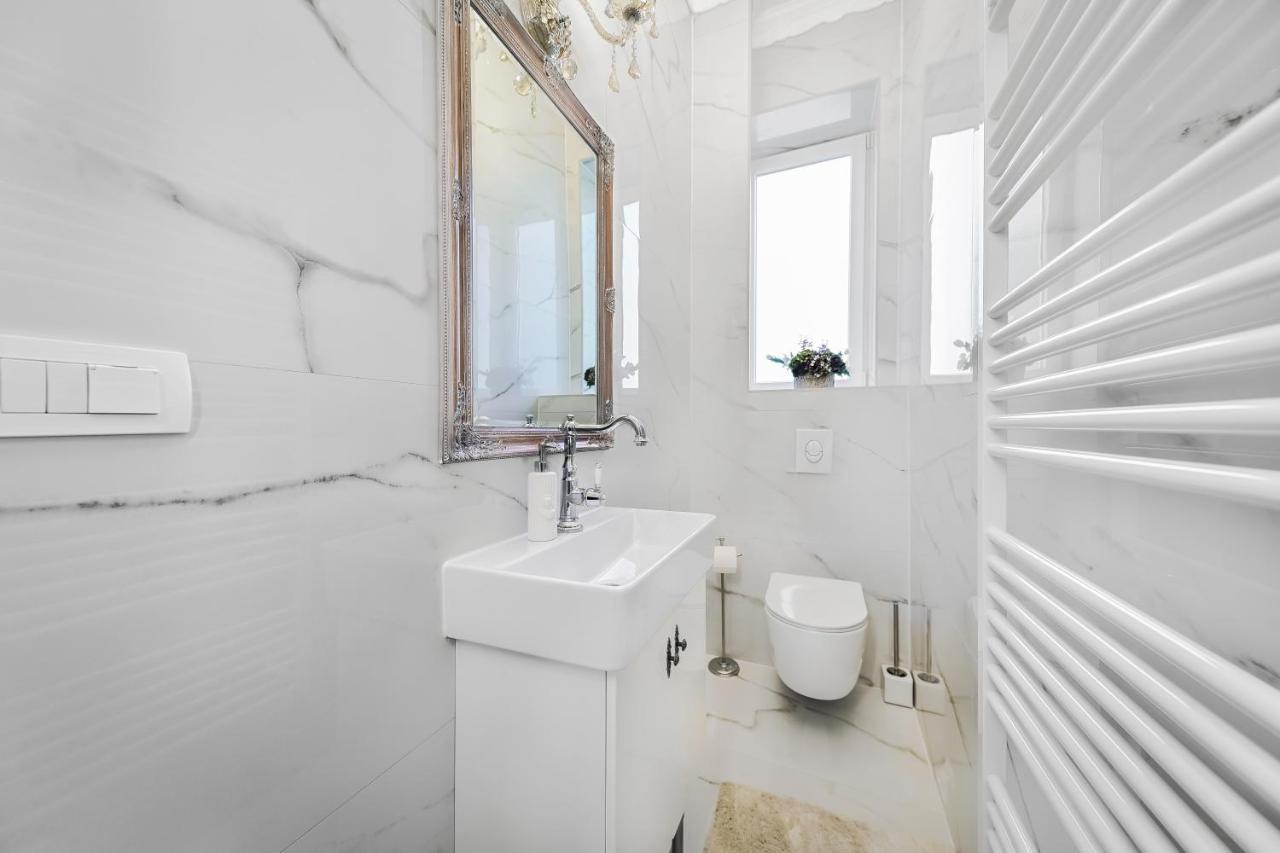 Luxury Class Apartment - 1St Floor, Large Apartment, Downtown, Newly Renovated, Fast Wifi, 4X Air Conditioning Zagreb Dış mekan fotoğraf